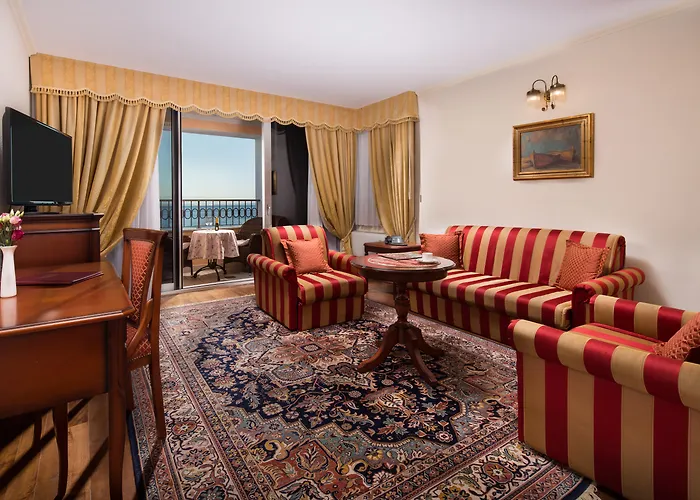 Hotel Savoy